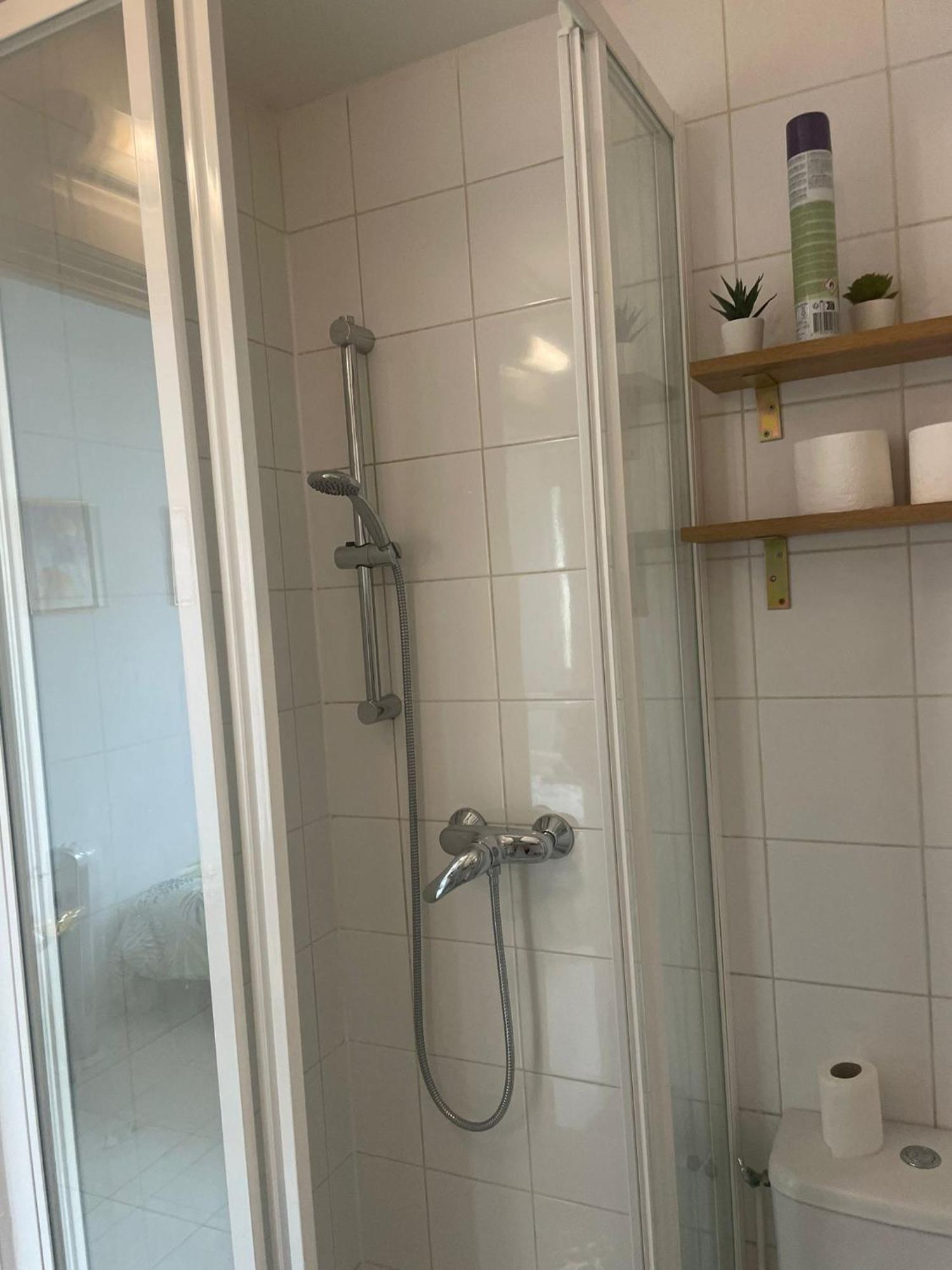 Beau Studio A 30Min De Paris Apartment Bobigny Exterior photo